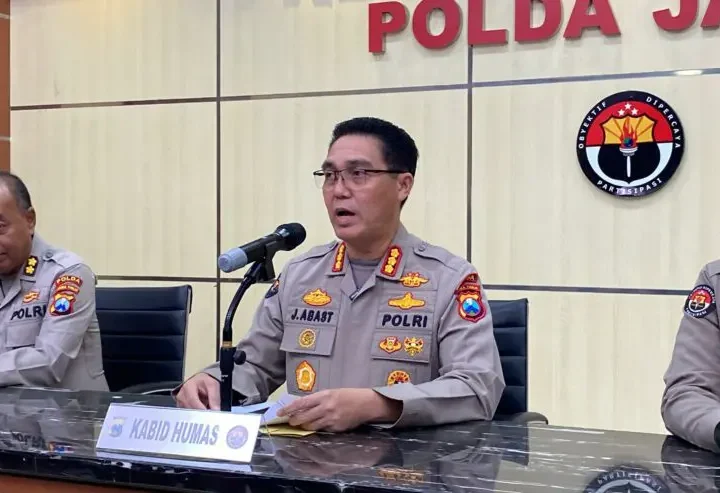 Para Pelaku Pembakaran Gedung Grahadi dan Kantor Polsek Tegalsari Telah Ditangkap Tim Polda Jatim