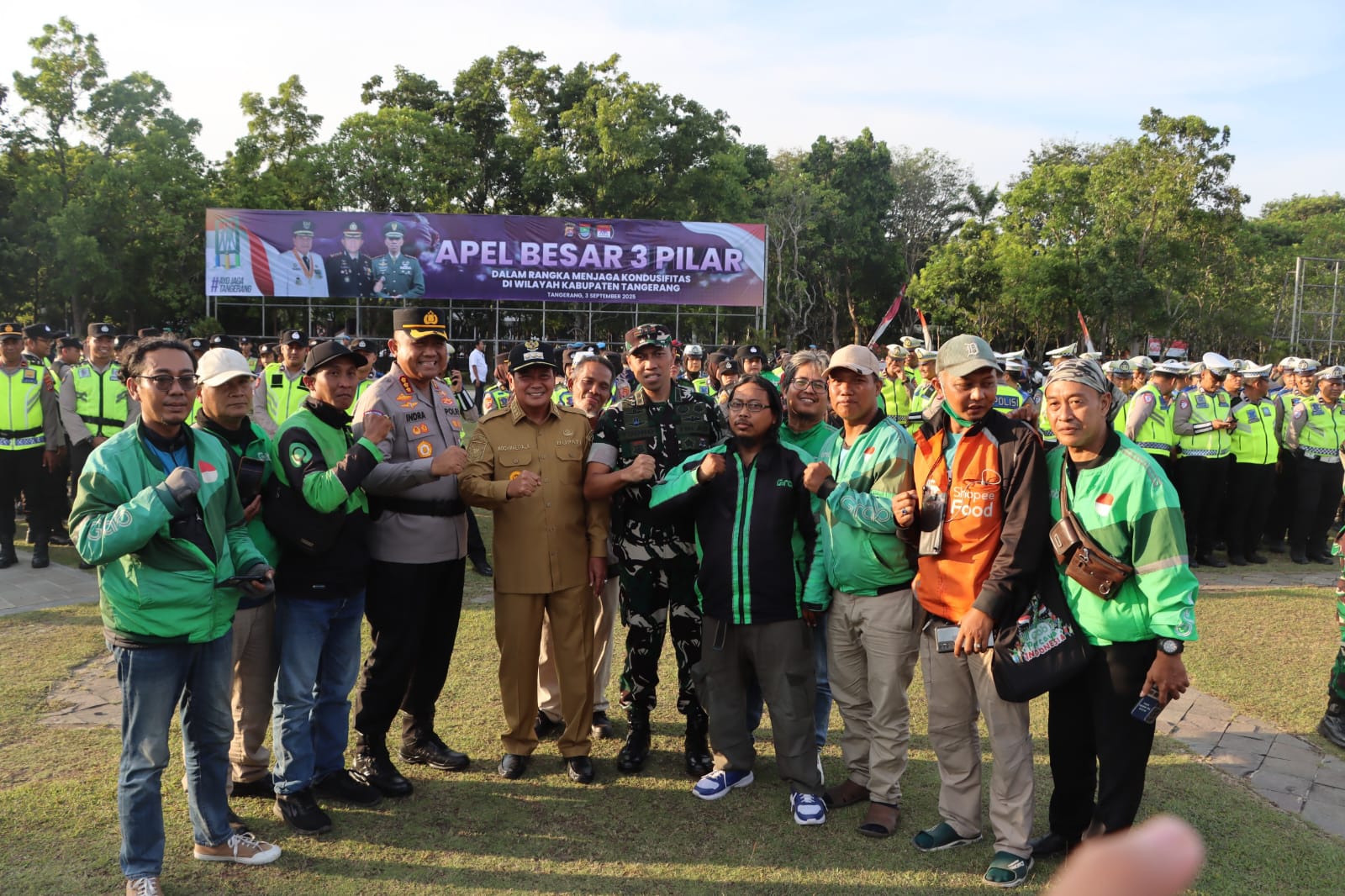 Puluhan Pengemudi Ojol dan Pelajar Ikut Apel Besar 3 Pilar Polresta Tangerang dan Forkopimda