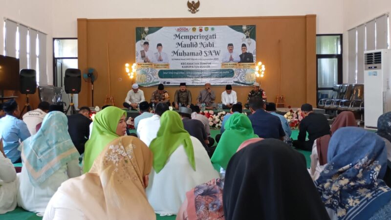 Forkopimcam Rumpin Gelar Peringatan Maulid Nabi Muhammad SAW di aula Kantor Kecamatan
