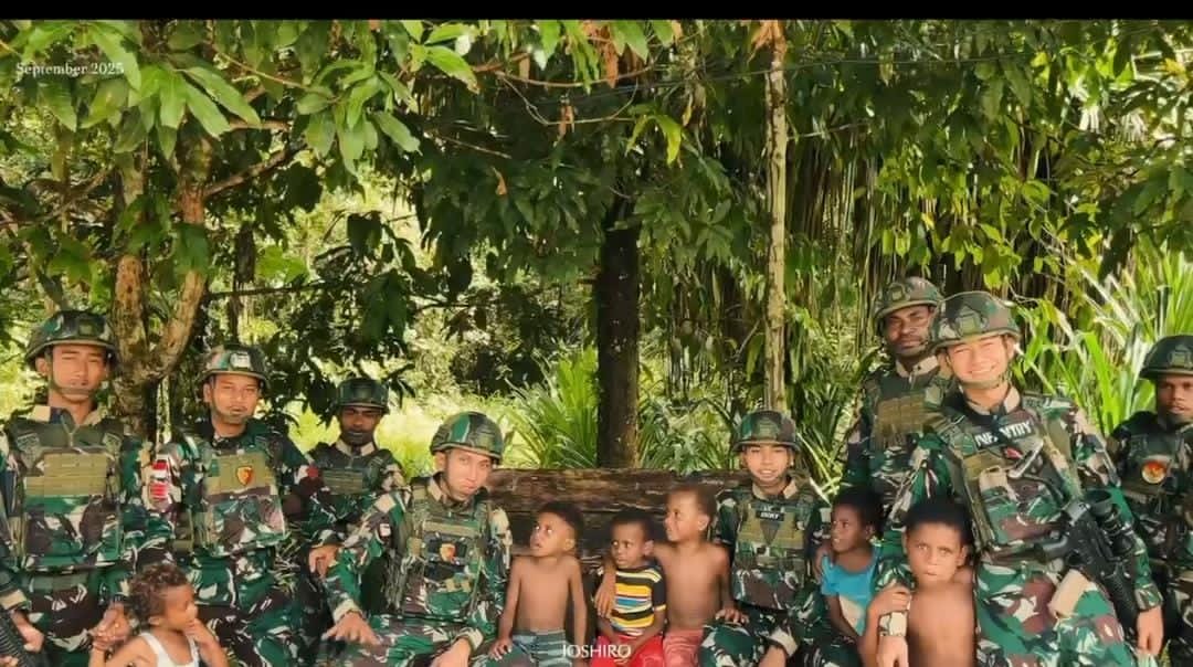 Satgas Pamtas Yonif 763/SBA Pos Joshiro Gelar Kegiatan Pemeriksaan Kesehatan Kepada Masyarakat Kampung Hamaran
