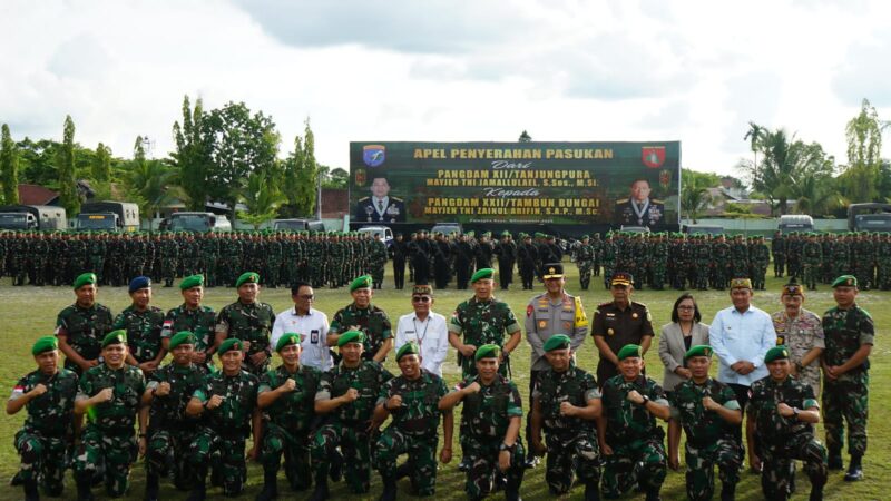 Anggota Kodim 1016/Plk Ikuti Apel Penyerahan Pasukan dari Pangdam XII/Tanjungpura kepada Pangdam XXII/Tambun Bungai