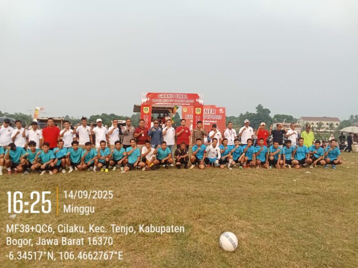 Ketua Karang Taruna : Suherman Oki Menyaksikan Grand Final Kades Cilaku Turnamen  Sepak Bola Antar RT Cup IV Tahun 2025.