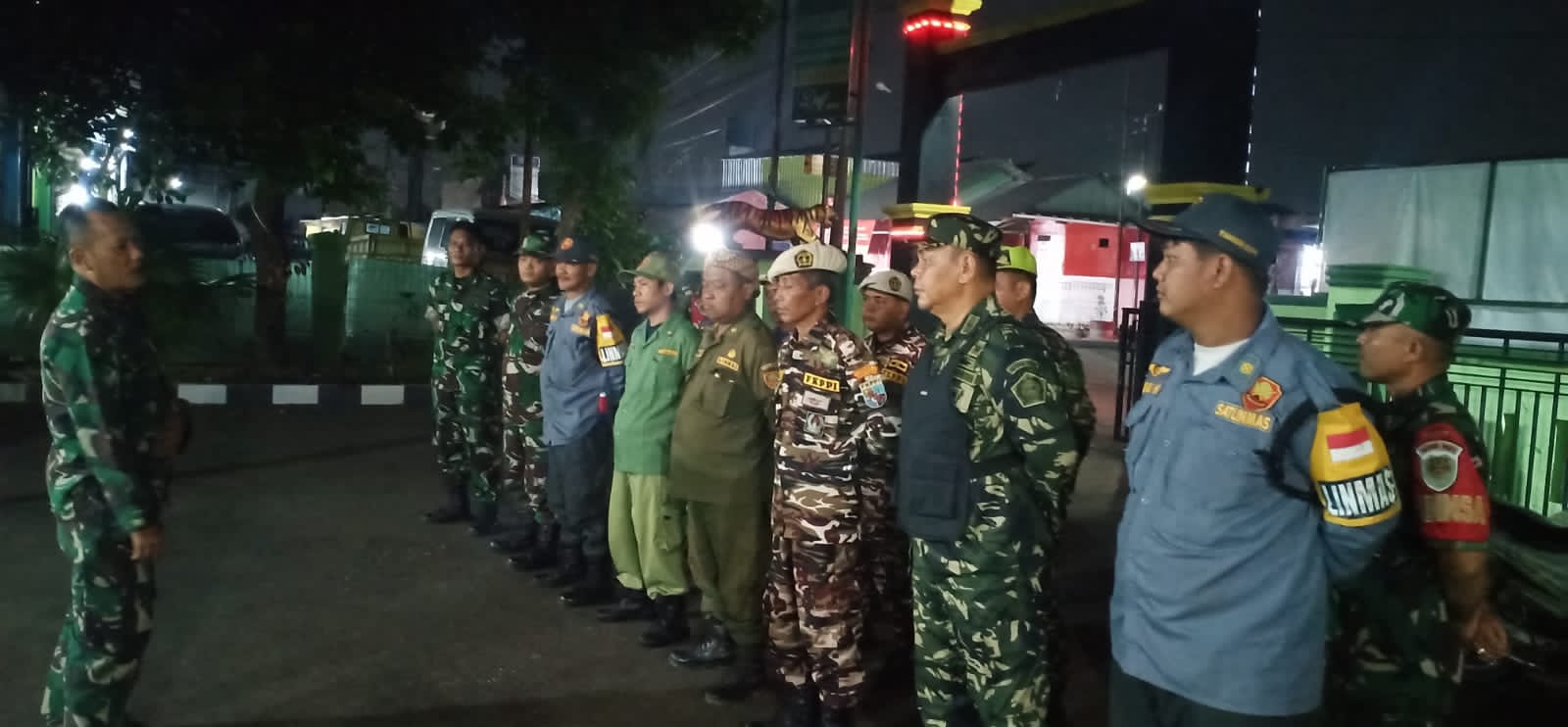 Koramil Citeureup dan Komponen Masyarakat Gelar Patroli Gabungan, Ciptakan Keamanan Lingkungan