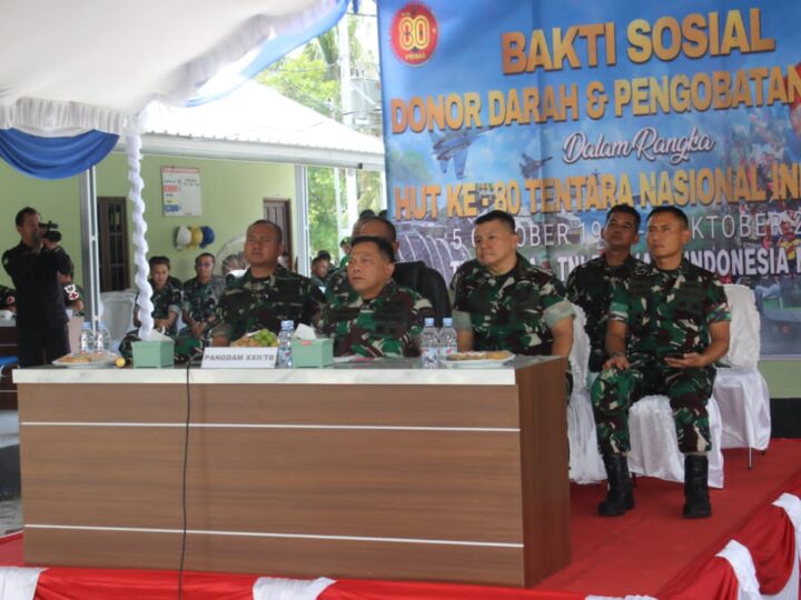 Babinsa Koramil Pahandut Kerahkan Warga Binaan Ikuti Pengobatan Umum, Sunatan Masal Dalam Rangka HUT TNI 2025