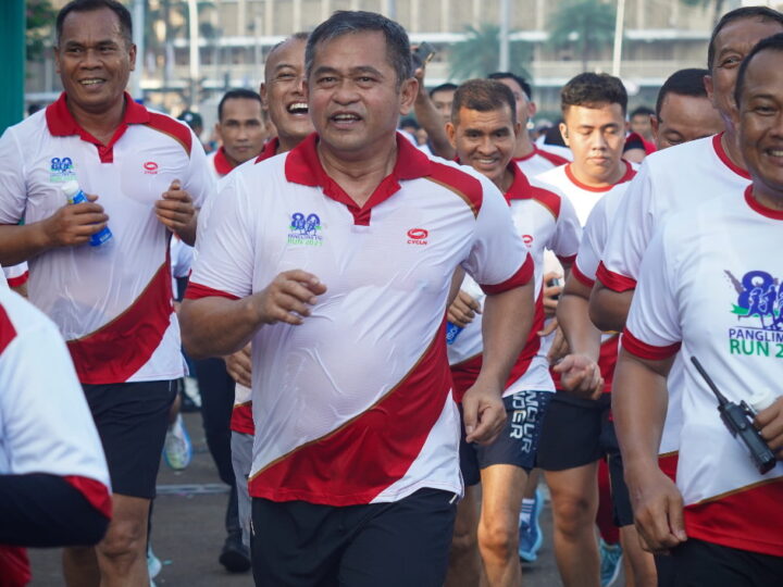 Suasana Jelang Kasad Finish Pada Panglima TNI Run HUT ke-80 TNI