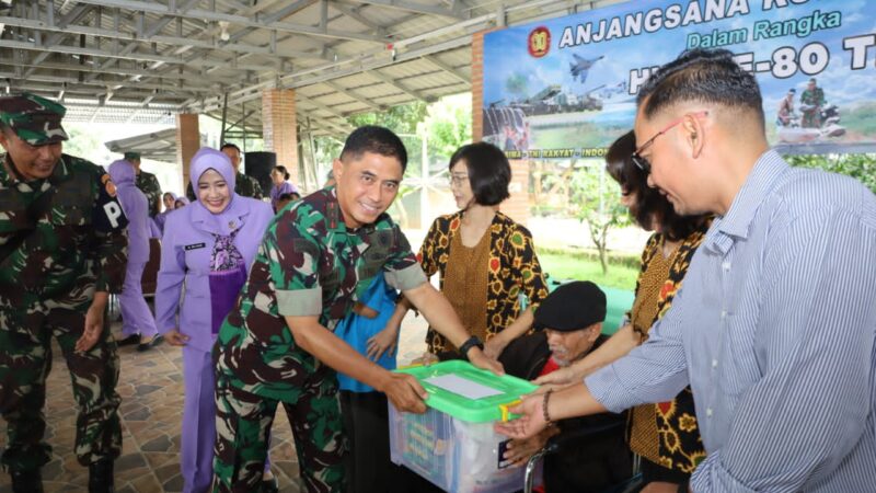 “TNI Bagikan Bantuan dan Layanan Kesehatan dalam Rangka HUT ke-80”