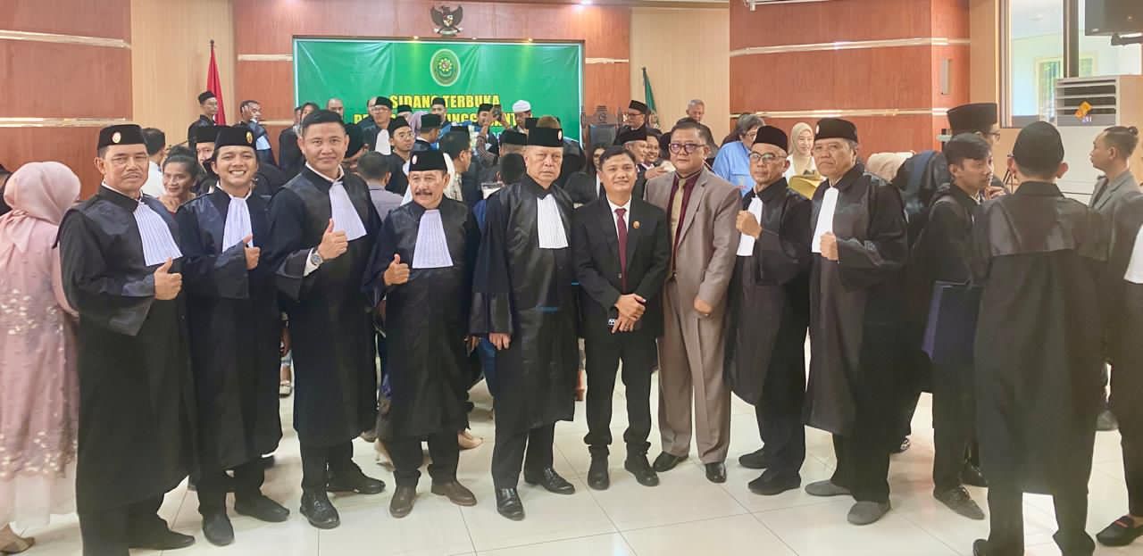 445 Advokat Resmi Diambil Sumpah di Pengadilan Tinggi Banten
