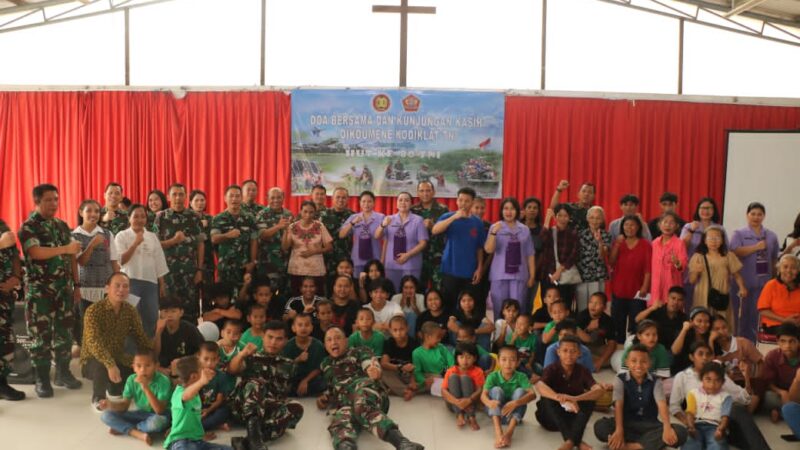 “TNI Bagikan Santunan kepada 125 Anak Yatim Piatu dalam Rangka HUT ke-80”