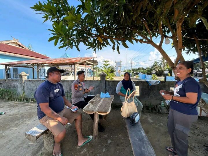 DESA SUMBER MUKTI SAMBUT BAIK KUNJUNGAN POLSEK KOTAWARINGIN LAMA, BANGUN KEDEKATAN DENGAN WARGA