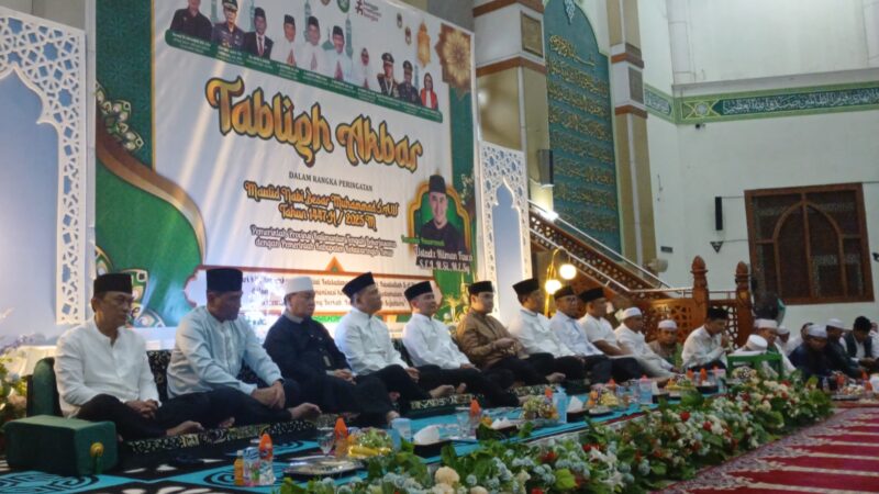 Tablig Akbar di Masjid Agung Wahyu Al- Hadi, Komplek Islamic Centre Sampit