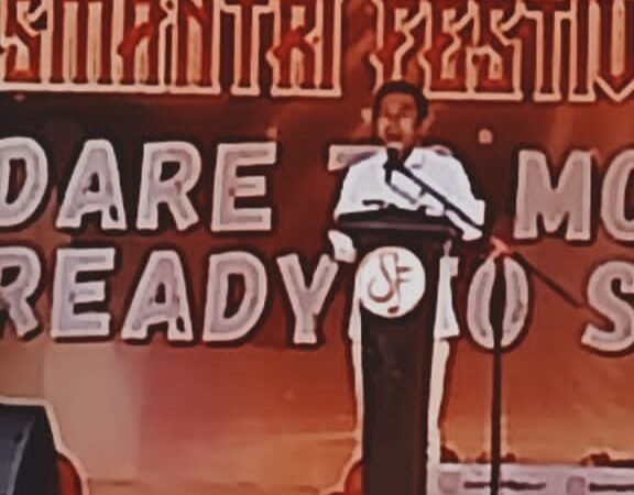 KADIS PENDIDIKAN KOBAR RESMI BUKA SAMATRI FESTIVAL DI SMAN 3 PANGKALAN BUN