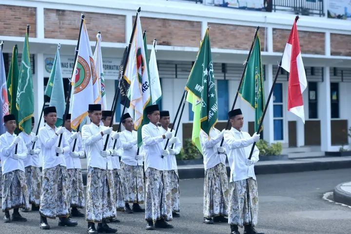 Sekda Pacitan Heru Wiwoho Pimpin Hari Santri Nasional di Pendopo Pacitan, “Hari Santri Momentum Kebangkitan Santri”