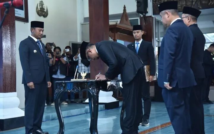 Penyegaran Birokrasi, Bupati Pacitan Indrata Nur Bayuaji Mutasi 87 Pejabat Pemkab