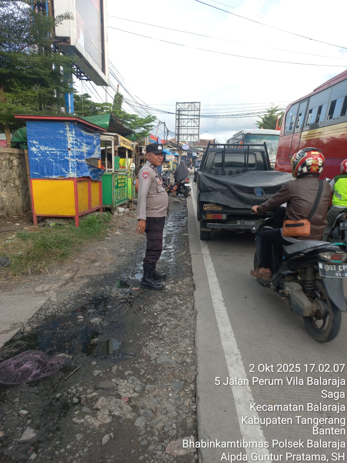 Polsek Balaraja Polresta Tangerang Laksanakan Program Kapolda Banten PECAK Wujudkan Kamseltibcar Lantas Sore Hari