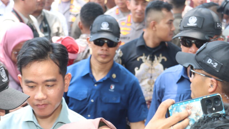 Wapres Gibran Tanam Jagung di Tigaraksa, Warga Antusias Menyambut