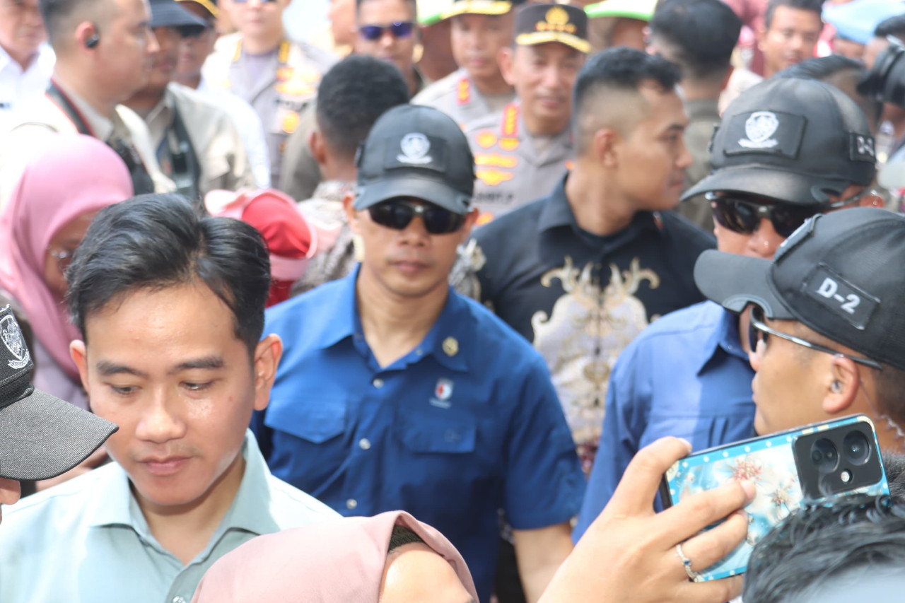 Wapres Gibran Tanam Jagung di Tigaraksa, Warga Antusias Menyambut