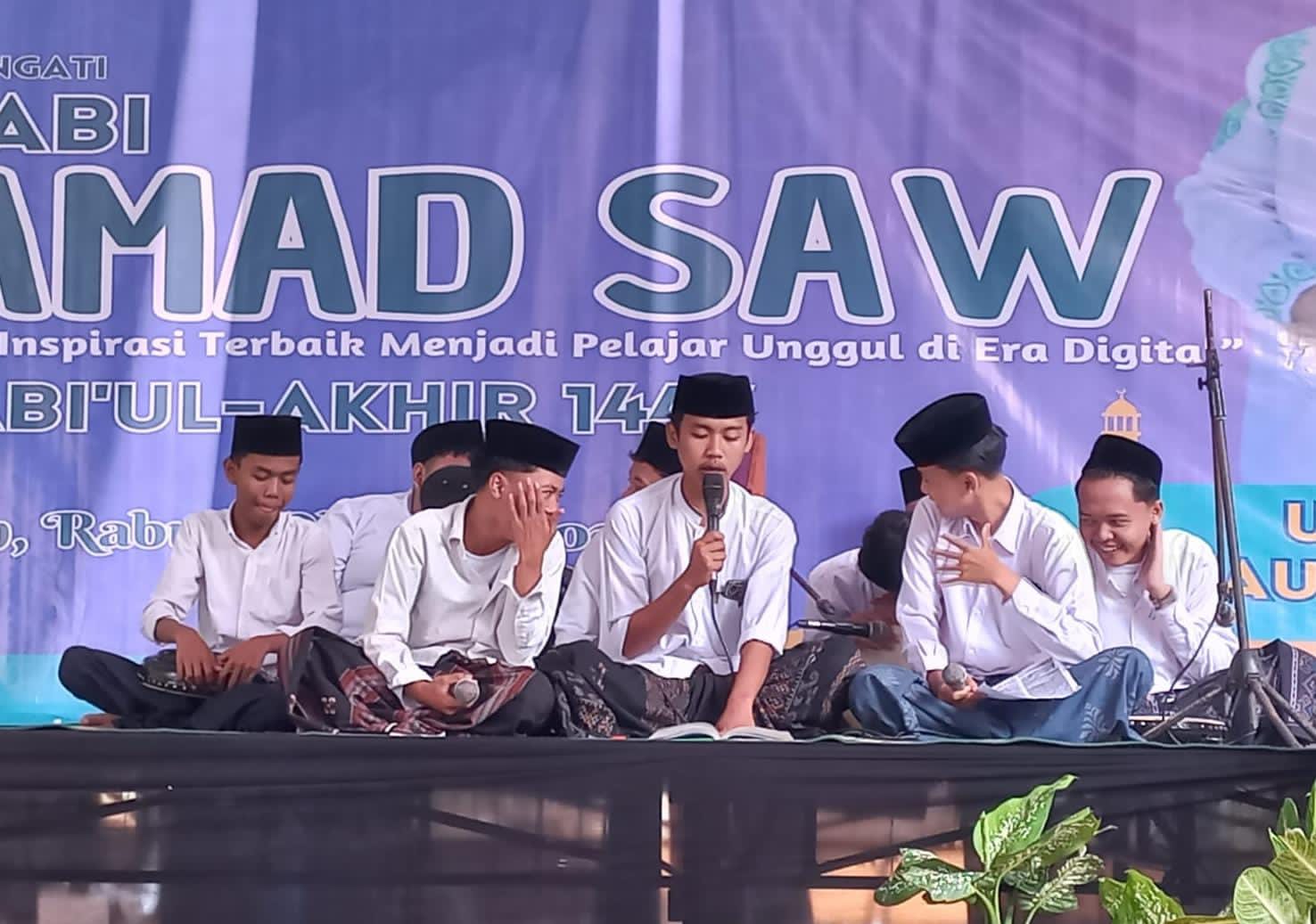 SMAN 1 Rumpin Gelar Tablig Akbar Maulid Nabi Muhammad SAW 1447 H
