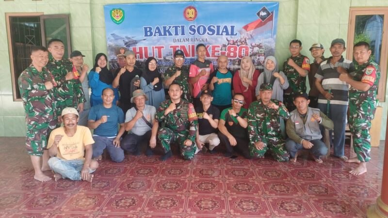 TNI Erat Bersama Rakyat: Koramil Ciawi Gelar Bakti Sosial Bersihkan Masjid dalam Rangka HUT ke-80