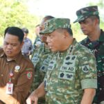 Perkuat Kekuatan Militer Kalimantan Tengah, Kasdim Palangka Raya Dampingi Pangdam XXII Tambun Bungai Tinjau Lokasi Pembangunan Resimen Induk