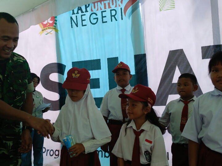 Komandan Kodim 1015/Sampit Launching Program Pemberian Susu Sehat Bernutrisi (Sehati) Kepada Generasi Penerus Bangsa.
