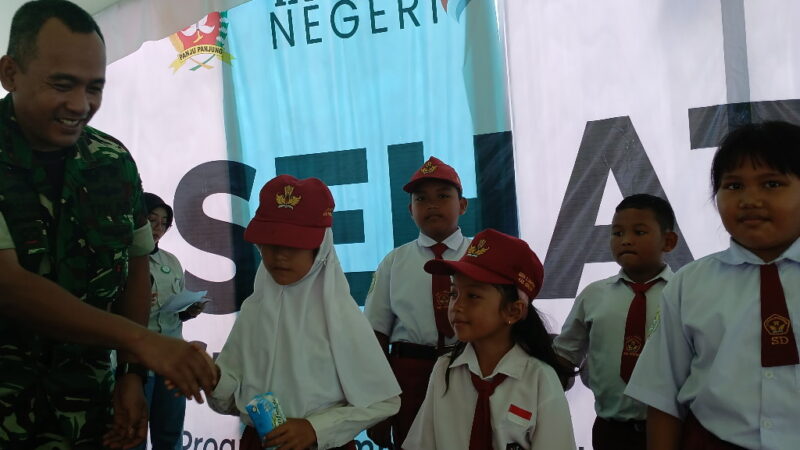 Komandan Kodim 1015/Sampit Launching Program Pemberian Susu Sehat Bernutrisi (Sehati) Kepada Generasi Penerus Bangsa.