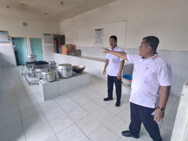 Kalapas Pangkalan Bun tinjau Kondisi Dapur dan Bahan Makanan, Pastikan Kesiapan Layanan Bagi WBP.