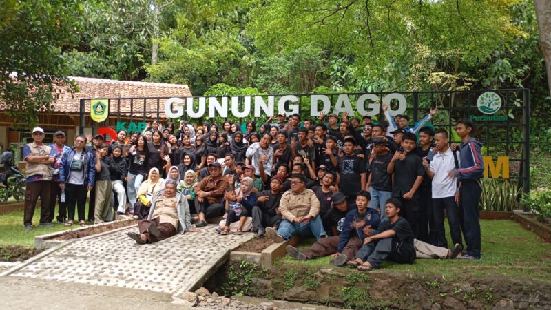 Sukses Perdana, SMK Kedoya Jadikan Gunung Dago Lokasi LDKS Tahunan
