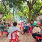 Babinsa Koramil 1015-09/Seruyan Hilir Laksanakan Komsos Dengan Masyarakat Desa Binaan