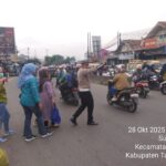 Polsek Cikupa Laksanakan PECAK Pagi Hari, Ciptakan Kamseltibcar Lantas di Pertigaan Columbus