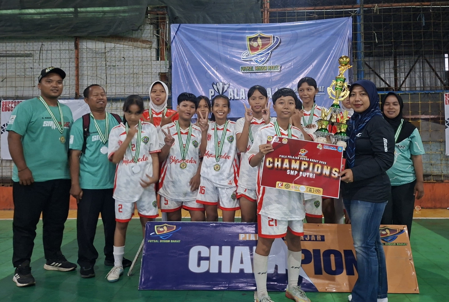 SMP PGRI Parungpanjang Ukir Sejarah, Juara Futsal Piala Pelajar Bogor Barat 2025