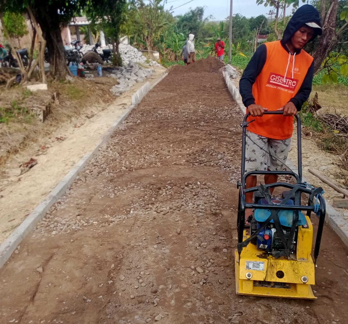 “Pembangunan Jalan Paving Desa Kenongorejo” Kecamatan Bringin Kabupaten Ngawi