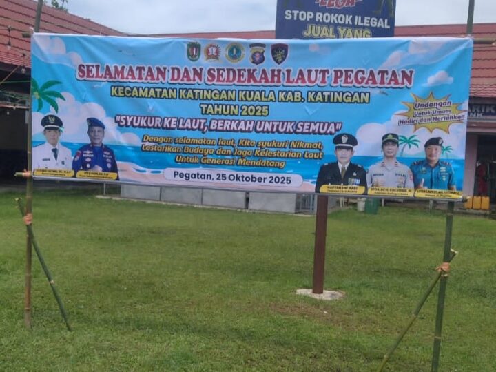 Persiapan Acara Sakral Selamatan dan Sedekah Laut Pegatan