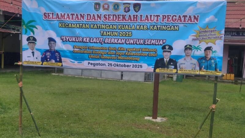 Persiapan Acara Sakral Selamatan dan Sedekah Laut Pegatan