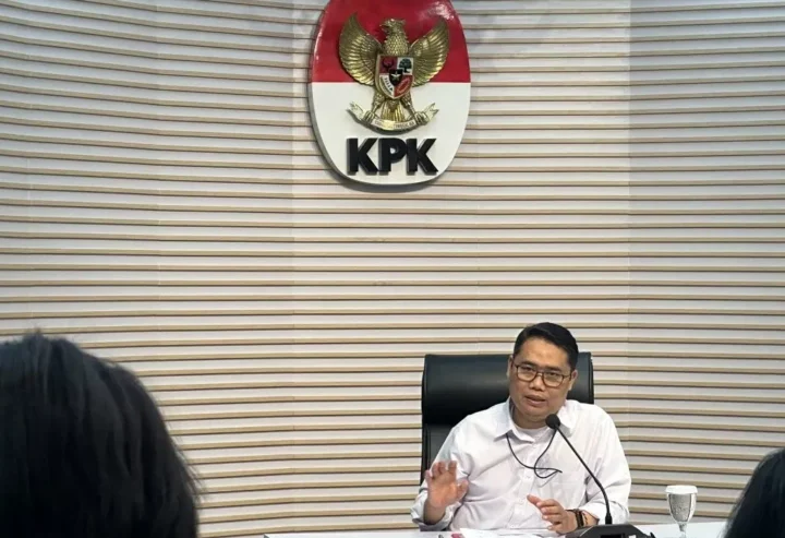 KPK Bakal Menahan Tersangka Korupsi Dana Hibah APBD Jatim Secara Bertahap
