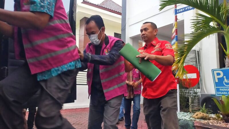 Salah Satu Pejabat di Kabupaten Sampang – Madura Ditahan Kejari, Negara Telah Dirugikan Rp 2,9 Miliar.