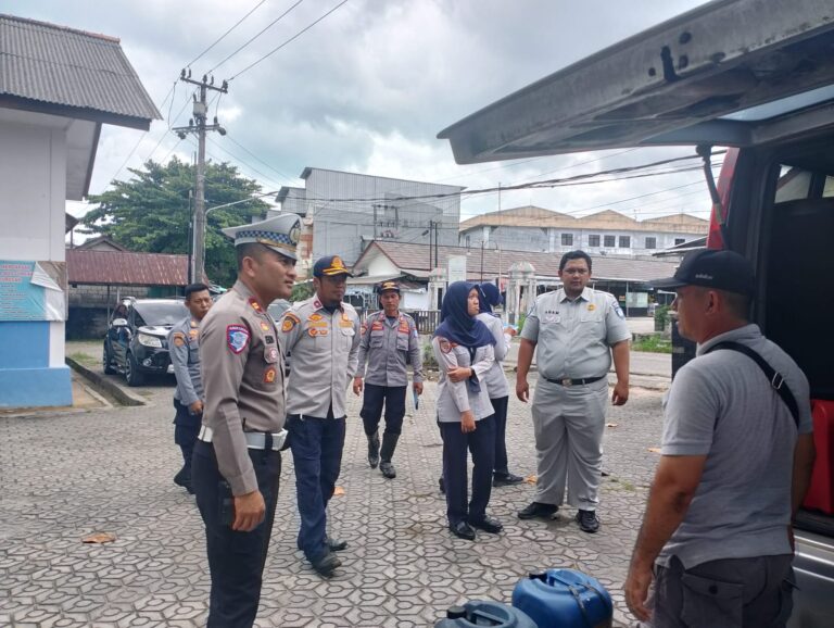 Satlantas Polres Bangka Gelar Ramcek Angkutan Umum di Terminal Sungailiat untuk Dukung Ops Zebra Menumbing 2025