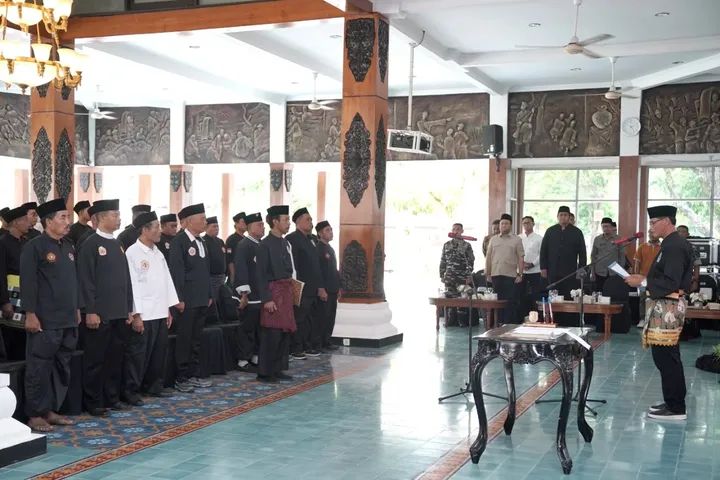 Wakil Bupati Gagarin Sumrambah, Menghadiri Pelantikan Pengurus IPSI Kabupaten Pacitan Periode 2025-2029.