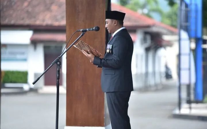 Bupati Pacitan Indrata Nur Bayuaji Menjadi Irup Peringatan Hari Pahlawan ke-80, “Lanjutkan Perjuangan Pahlawan Dengan Ilmu, Empati dan Pengabdian”