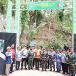 Irup Kadispotdirga Didampingi Dansatgas TMMD 126 Kodim Bersama Forkopimda Tinjau Lokasi Fisik