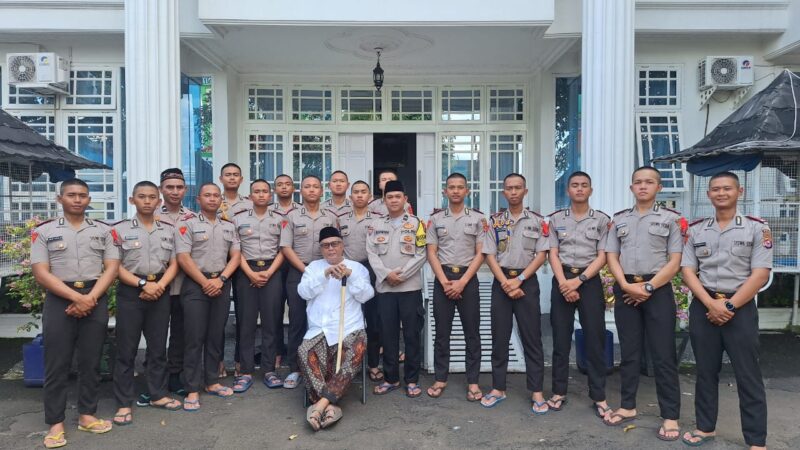 Siswa Latja SPN Polda Banten Laksanakan Sambang Tokoh Masyarakat di Kecamatan Cikupa