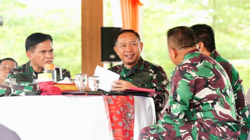 Panglima TNI Tinjau Gladi Model Latihan TNI 2025