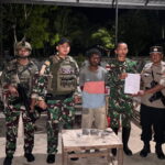 Ciptakan Wilayah Perbatasan Yang Aman, Satgas Pamtas RI-PNG Statis Yonif 643/Wns Gelar Sweeping