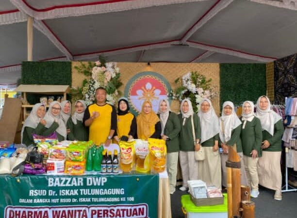 Jalan Sehat Rayakan 108 Tahun Dedikasi RSUD Dr. Iskak Tulungagung