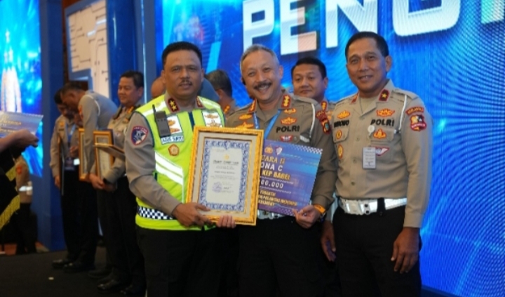 Mendapatkan Penghargaan Dari Korlantas Polri, Ditlantas Polda Babel Aktif Jalankan Program Polisi Menyapa