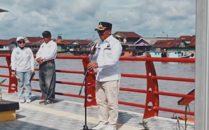Lomba Dayung Bupati Cup di Kampung Sega Kotawaringin Barat.
