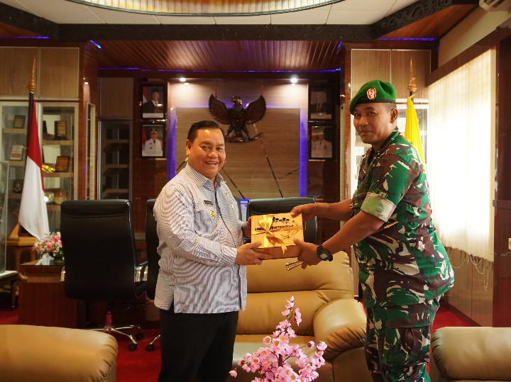 Komandan Kodim 1015/Sampit Silaturahmi ke Bupati Kotawaringin Timur