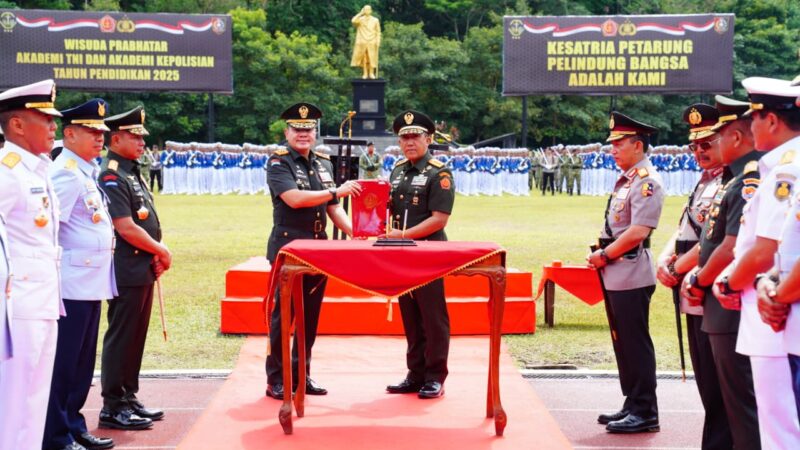 Panglima TNI dan Kapolri Lantik 1.621 Prabhatar di Akmil Magelang