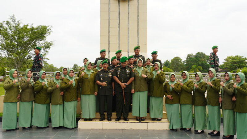 Sambut Hari Juang Kartika Ke 80, Kodim 1015/Sampit Gelar Ziarah Rombongan.