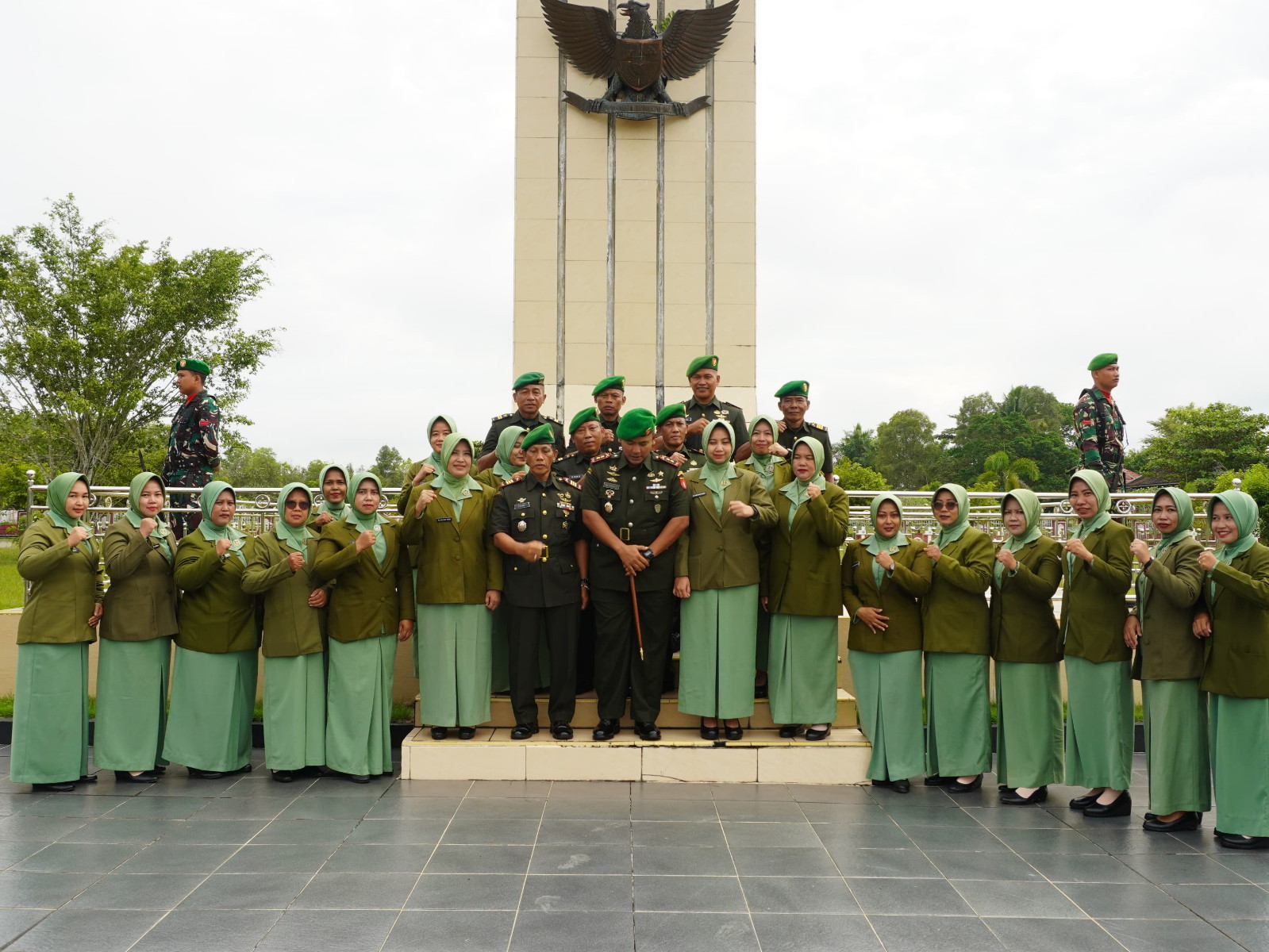 Sambut Hari Juang Kartika Ke 80, Kodim 1015/Sampit Gelar Ziarah Rombongan.