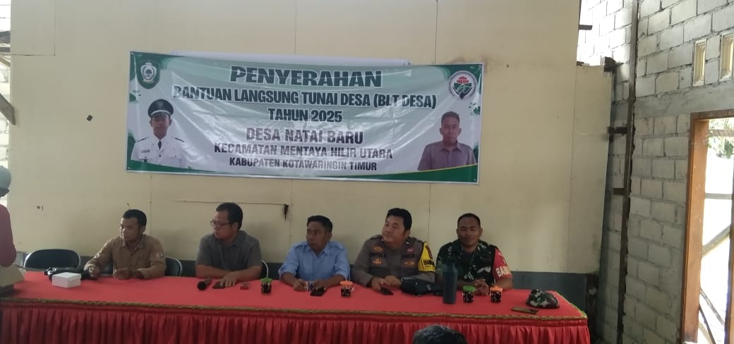 Babinsa Koramil 1015-02/Mentaya Hilir Utara Hadiri Penyaluran BLT DD.